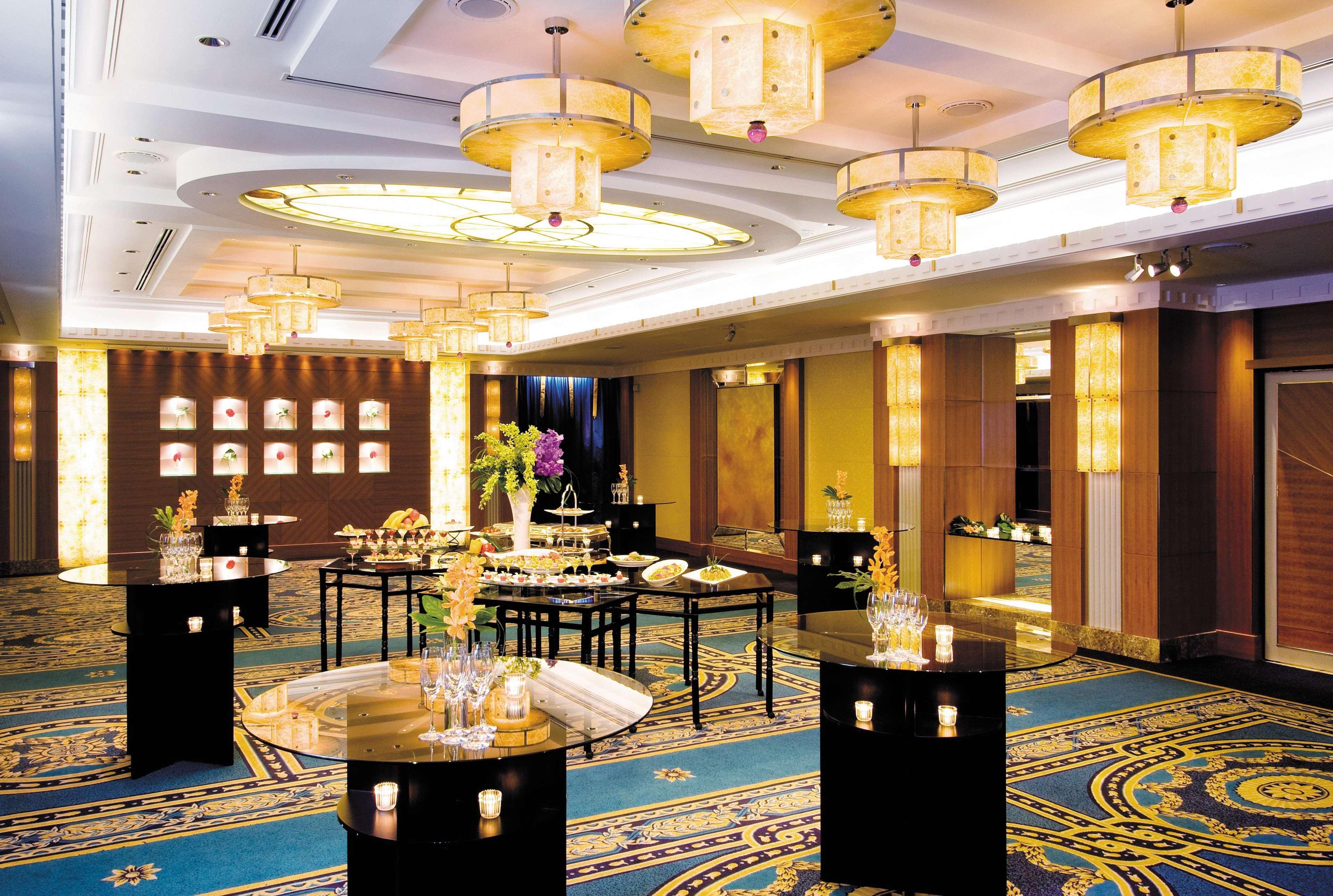 Swissotel Nankai Osaka Exteriör bild The Royal Ballroom